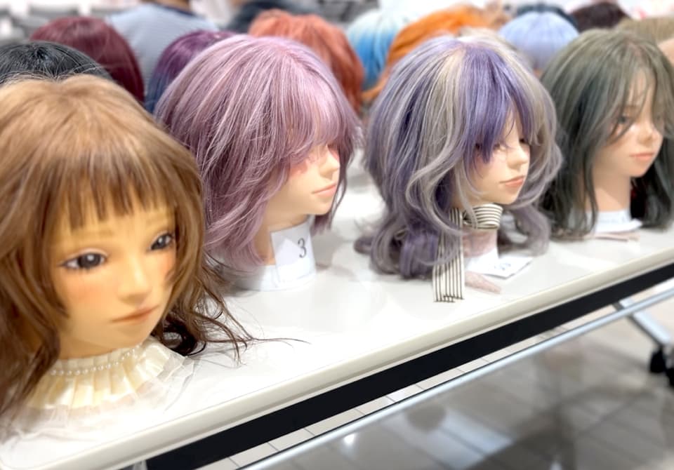ウィッグの作品展示